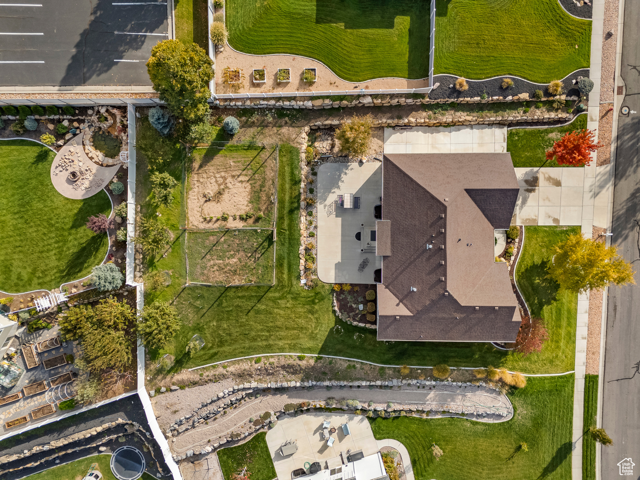 DOE HILL ESTATES - Residential