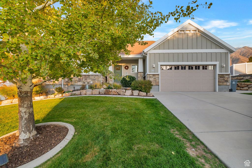 Photo of 898 N BURKE LN, Elk Ridge, UT 84651 (MLS # 2119475)
