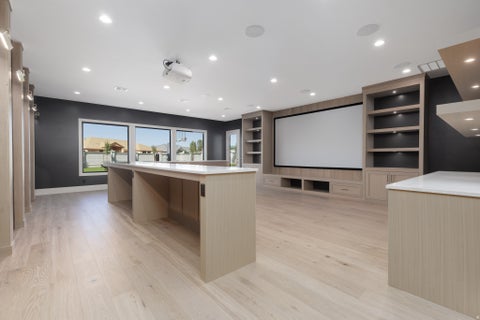 Tiny photo for 2585 E WATERS EDGE CIR, Saint George, UT 84790 (MLS # 2184238)