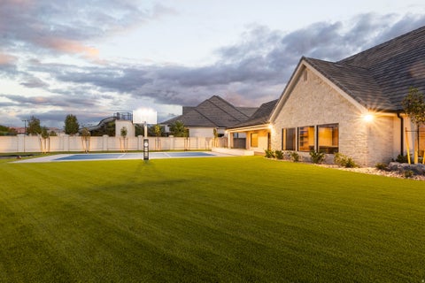 Tiny photo for 2585 E WATERS EDGE CIR, Saint George, UT 84790 (MLS # 2184238)