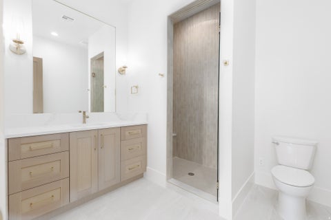 Tiny photo for 2585 E WATERS EDGE CIR, Saint George, UT 84790 (MLS # 2184238)