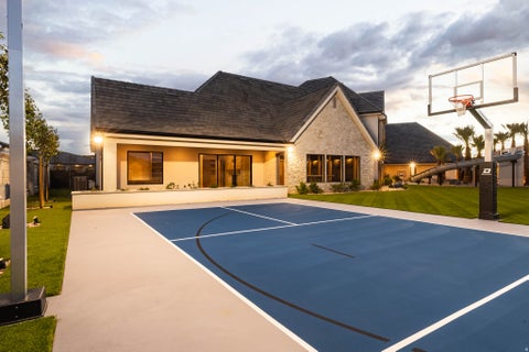 Tiny photo for 2585 E WATERS EDGE CIR, Saint George, UT 84790 (MLS # 2184238)