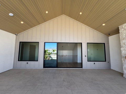 Tiny photo for 2585 E WATERS EDGE CIR, Saint George, UT 84790 (MLS # 2184238)