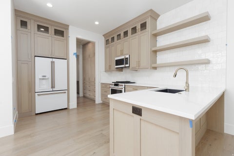 Tiny photo for 2585 E WATERS EDGE CIR, Saint George, UT 84790 (MLS # 2184238)