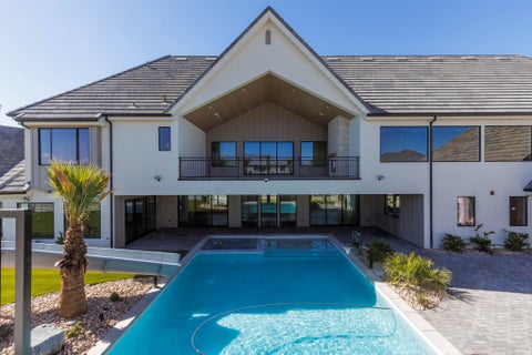 Tiny photo for 2585 E WATERS EDGE CIR, Saint George, UT 84790 (MLS # 2184238)