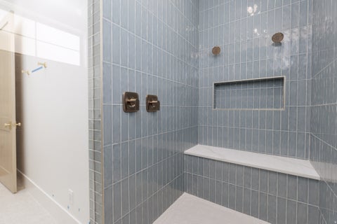 Tiny photo for 2585 E WATERS EDGE CIR, Saint George, UT 84790 (MLS # 2184238)