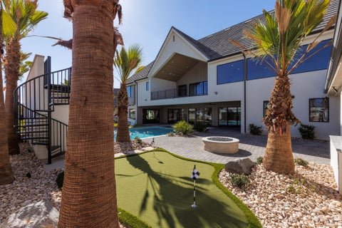 Tiny photo for 2585 E WATERS EDGE CIR, Saint George, UT 84790 (MLS # 2184238)