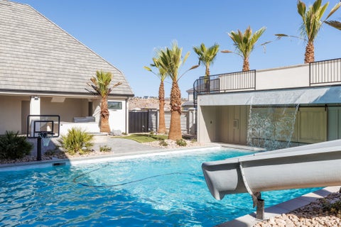 Tiny photo for 2585 E WATERS EDGE CIR, Saint George, UT 84790 (MLS # 2184238)