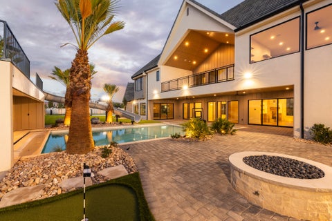 Tiny photo for 2585 E WATERS EDGE CIR, Saint George, UT 84790 (MLS # 2184238)