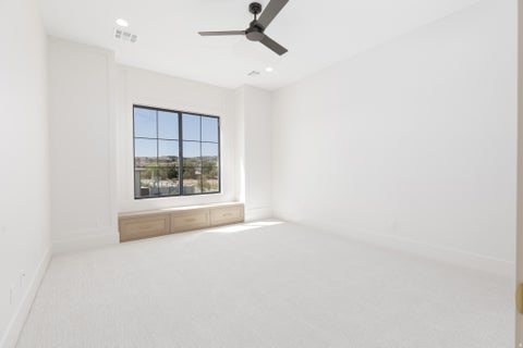 Tiny photo for 2585 E WATERS EDGE CIR, Saint George, UT 84790 (MLS # 2184238)