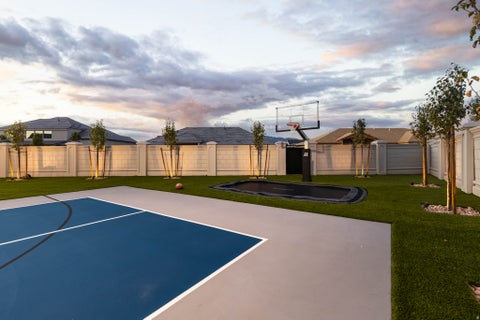 Tiny photo for 2585 E WATERS EDGE CIR, Saint George, UT 84790 (MLS # 2184238)