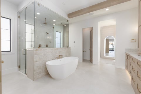 Tiny photo for 2585 E WATERS EDGE CIR, Saint George, UT 84790 (MLS # 2184238)