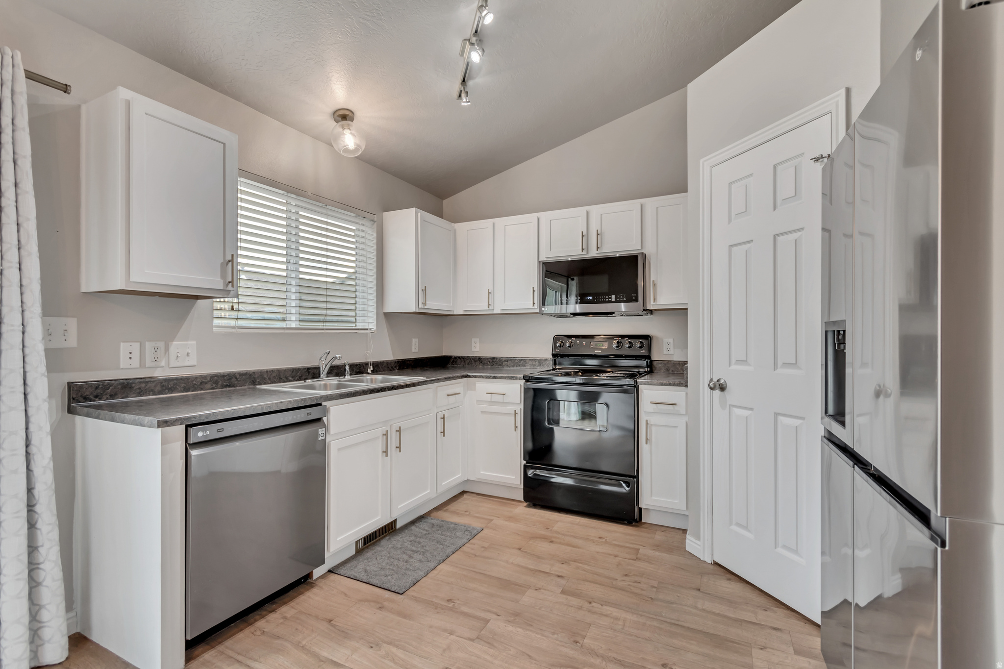 PIONEER ADDITION PHASE VI - Residential