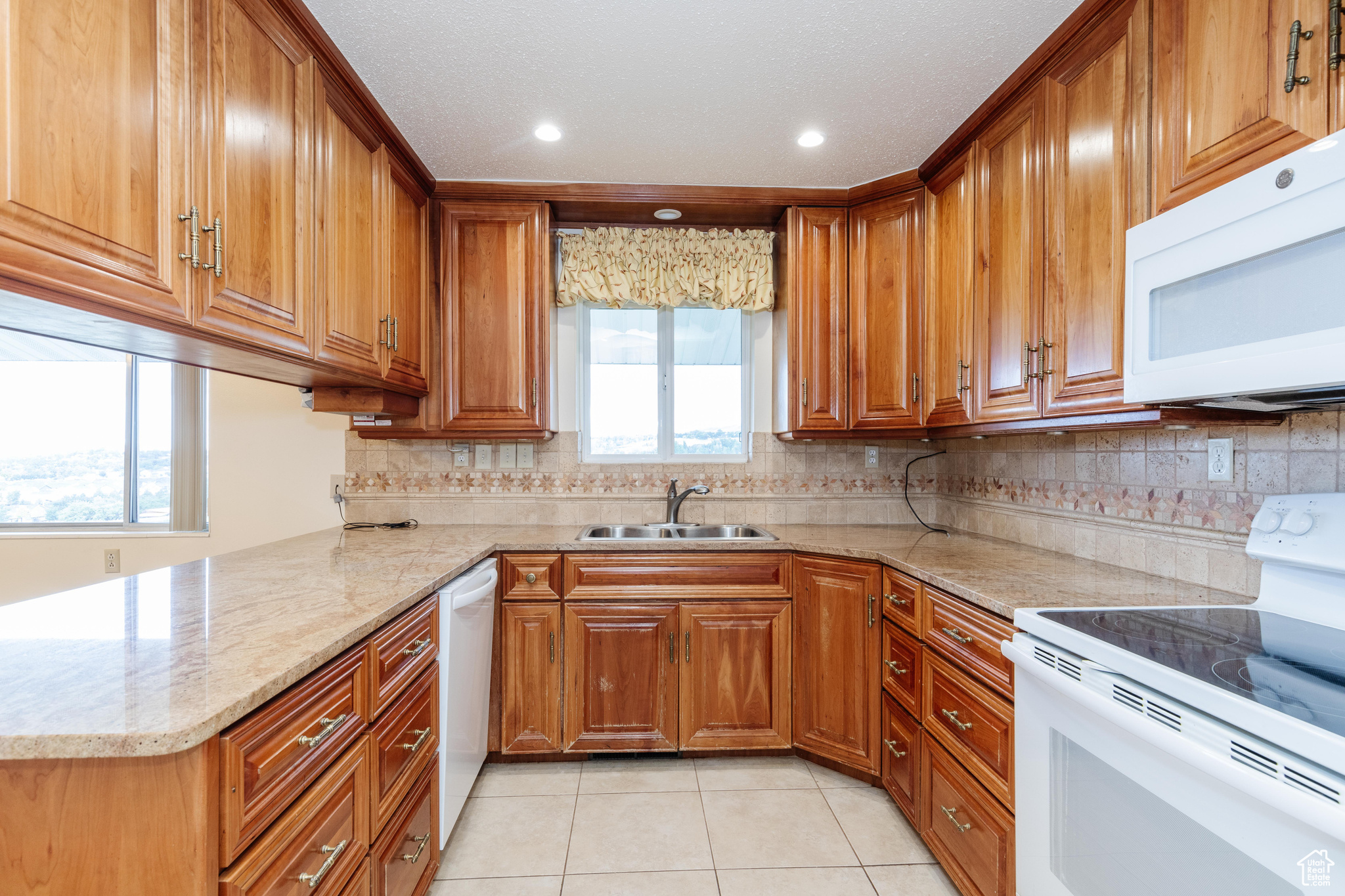 410 E 300, Providence, Utah image 12