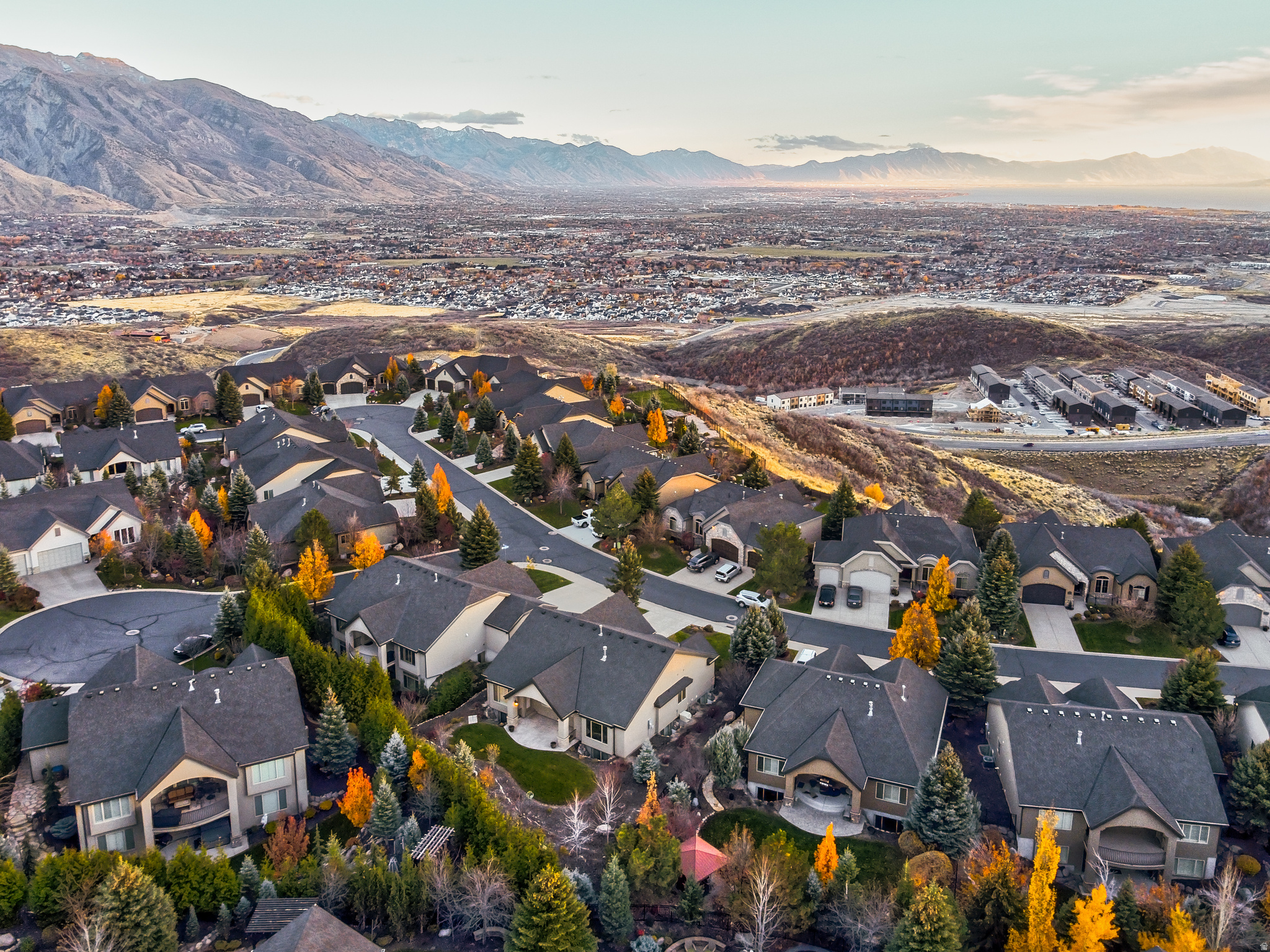 EAGLE CREST NO 4 AT SUNCREST - Residential