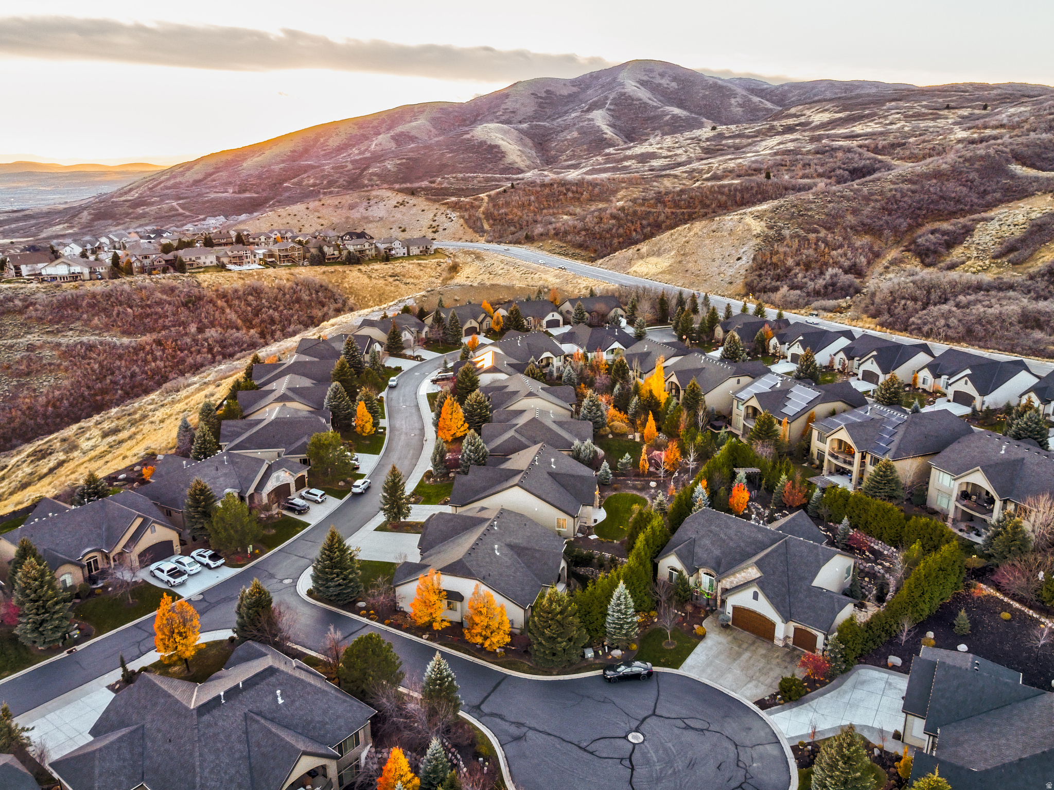 EAGLE CREST NO 4 AT SUNCREST - Residential