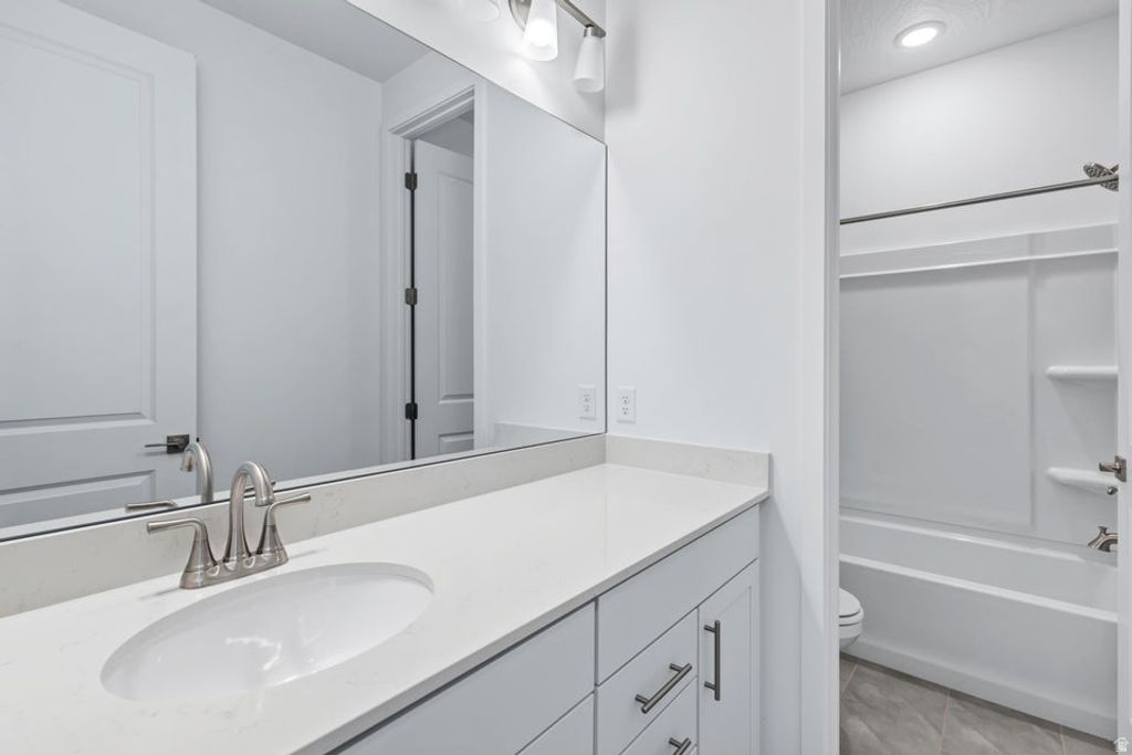 Photo of 1570 S 4040 W #4, Hurricane, UT 84737 (MLS # 2120843)