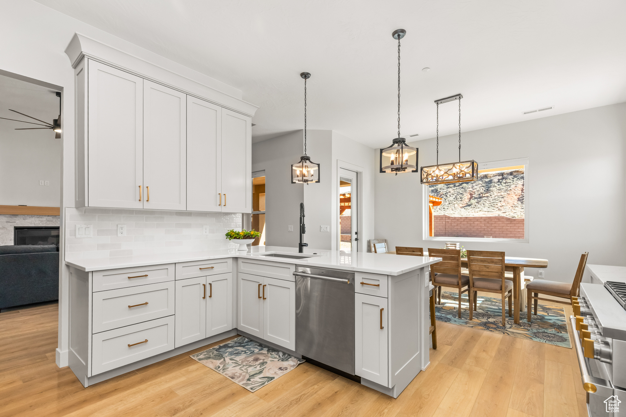 425 E Estrella Ridge Dr, Virgin, Utah image 9