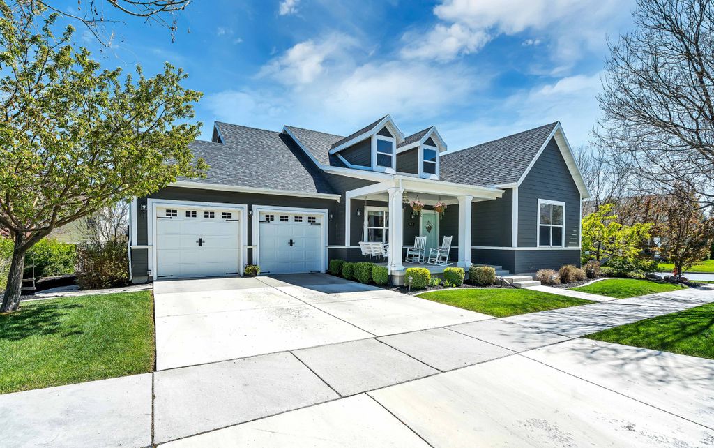 Photo of 4631 W COLD CANYON LN S, South Jordan, UT 84009 (MLS # 2146036)