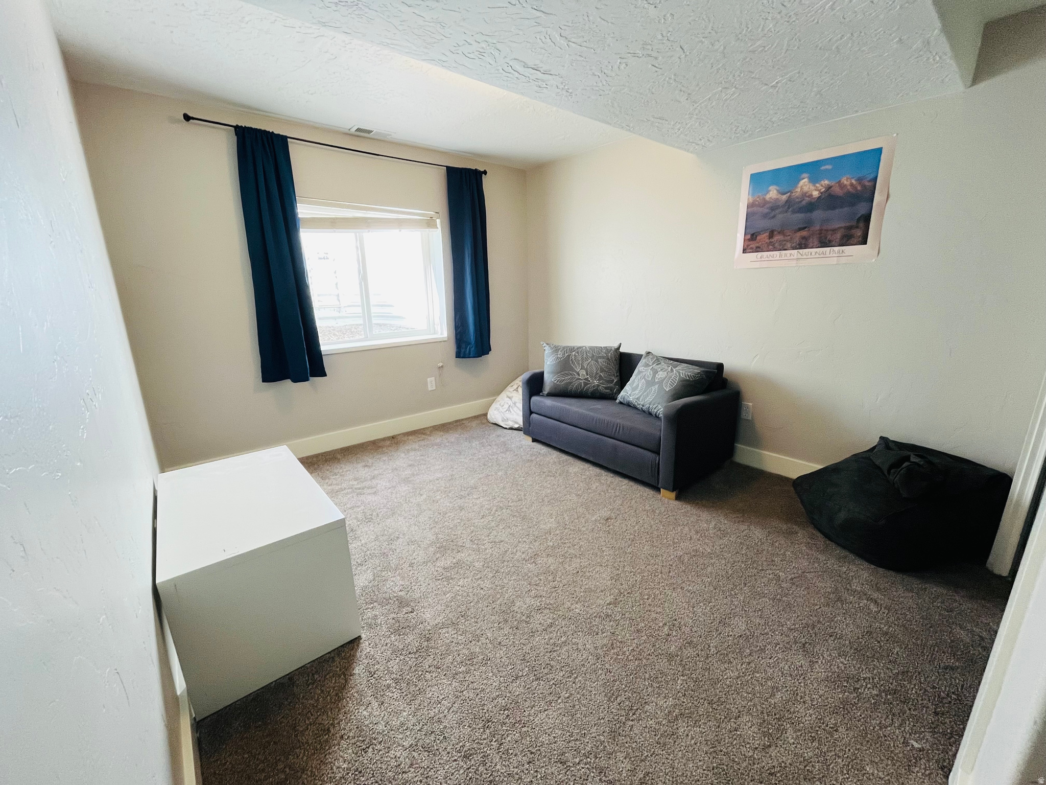 DAYBREAK - Residential