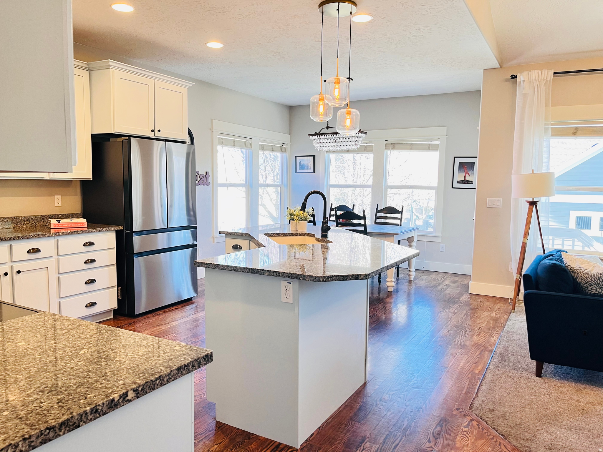 DAYBREAK - Residential