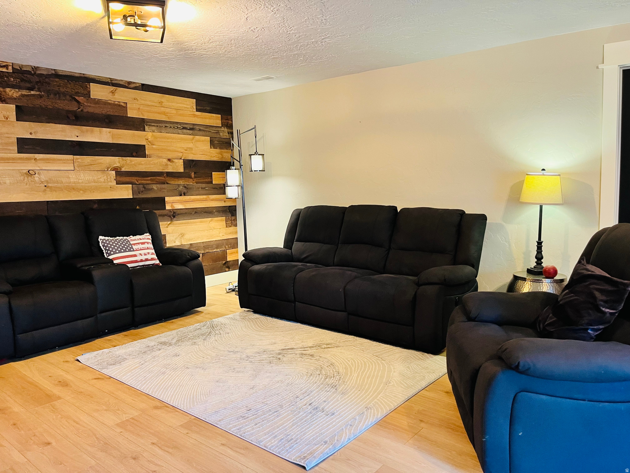 DAYBREAK - Residential