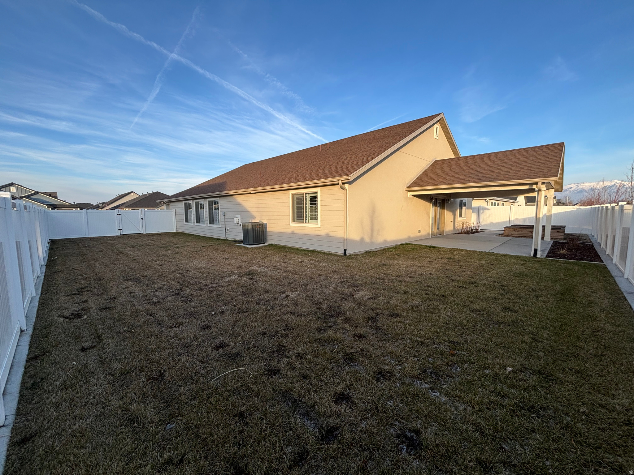 COTTAGES AT HARVEST FIELDS - Residential