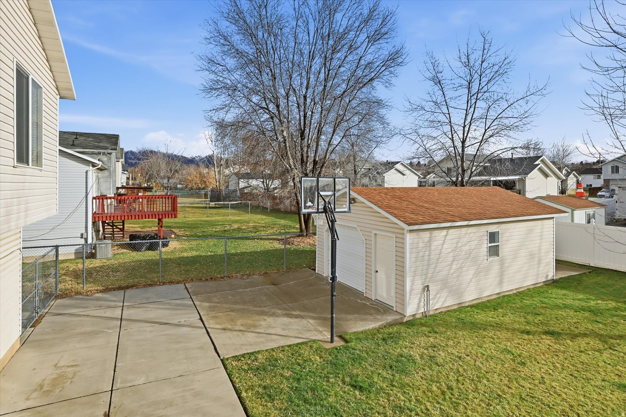 EDGE WATER ESTATES - Residential