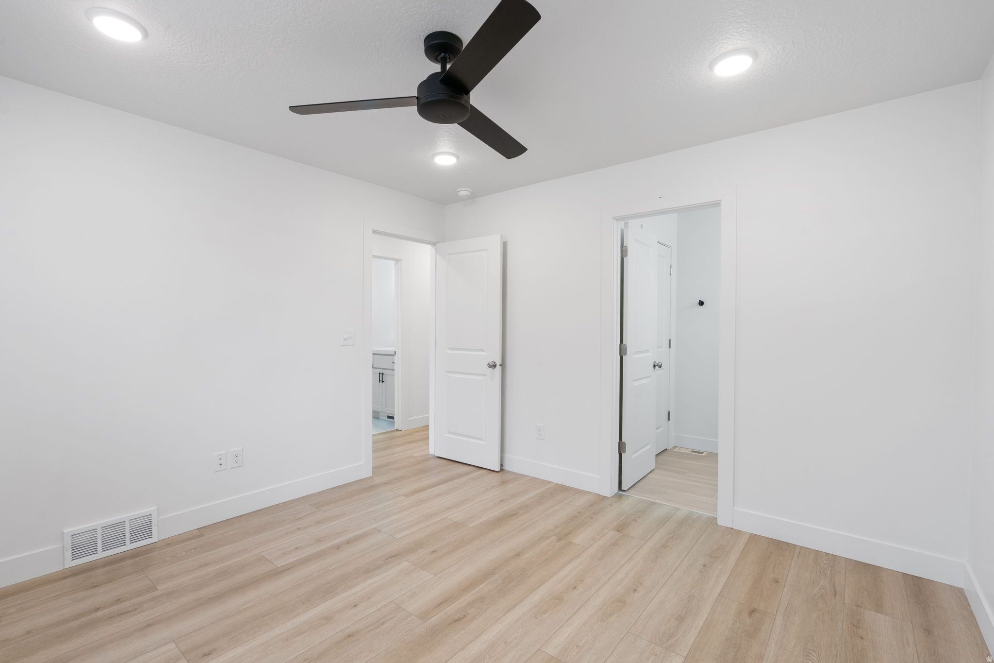 BAXTER GARDENS - Residential Income