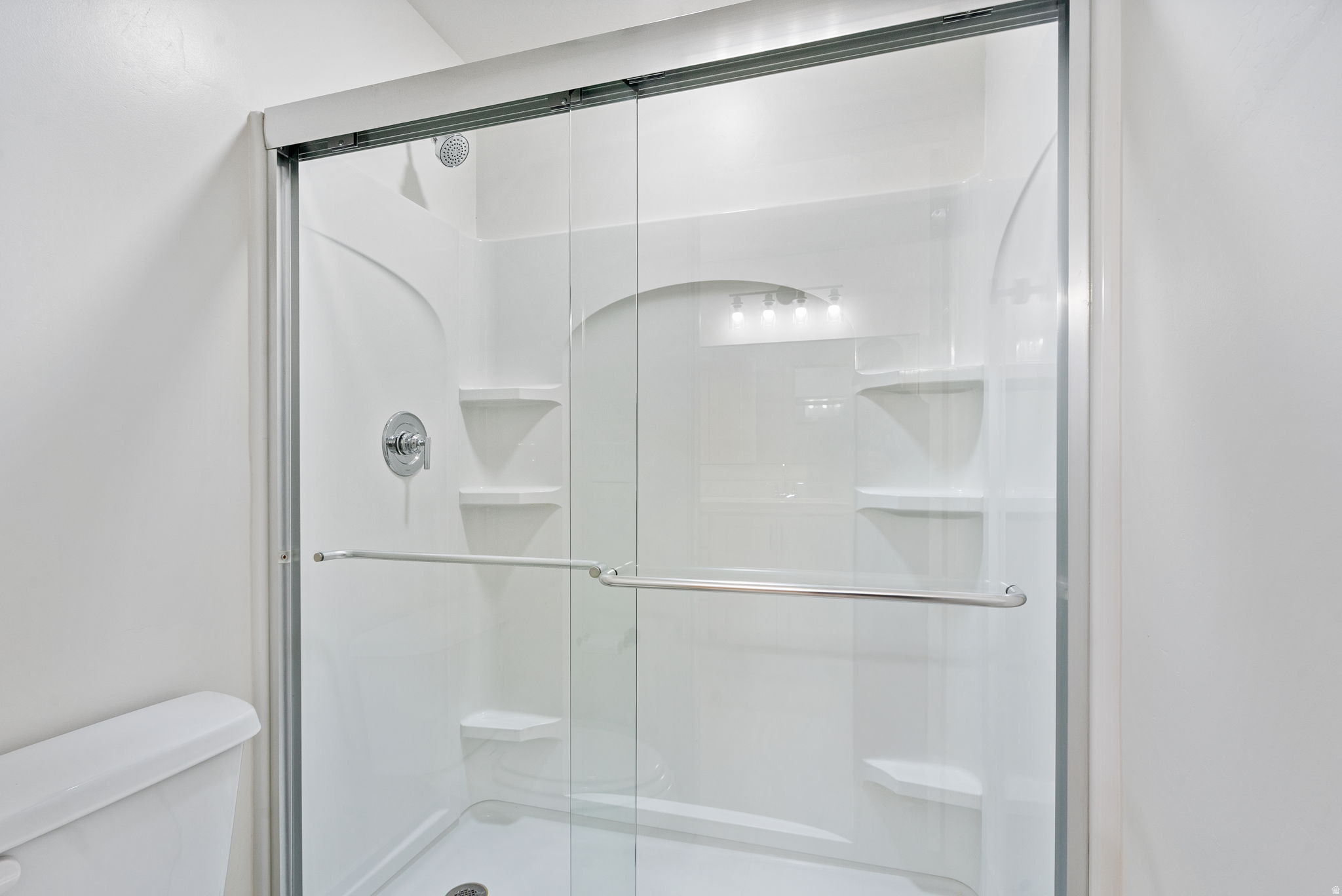 BAXTER GARDENS - Residential Income