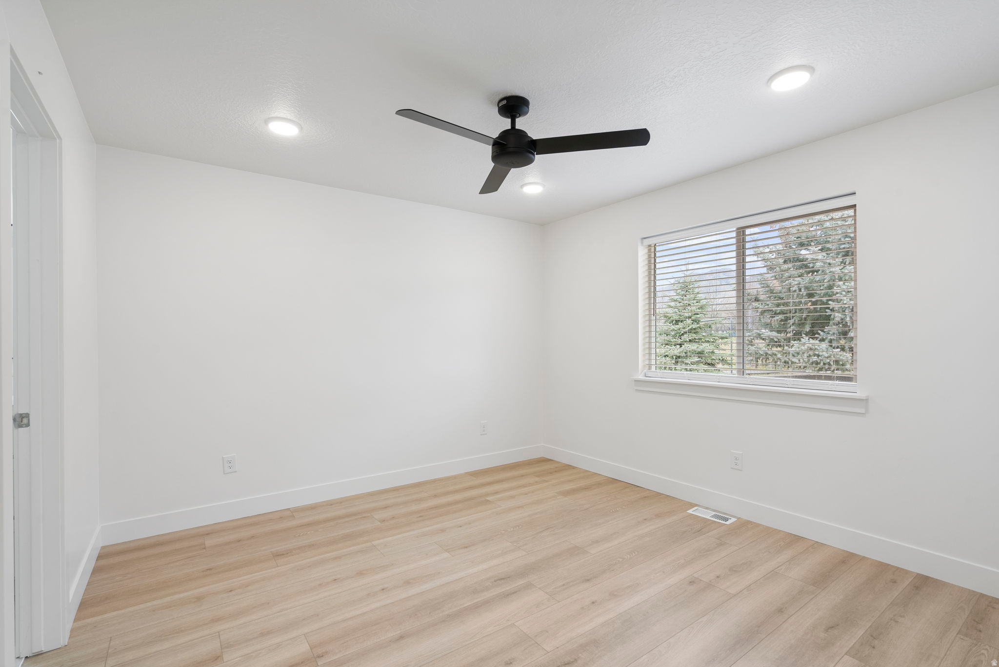 BAXTER GARDENS - Residential Income