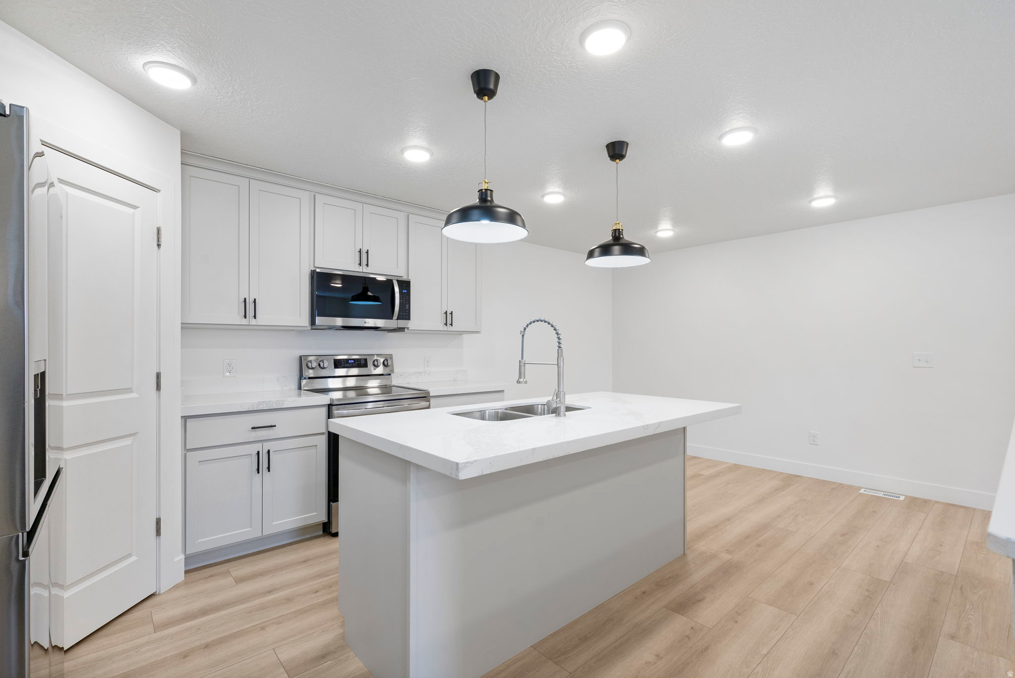 BAXTER GARDENS - Residential Income