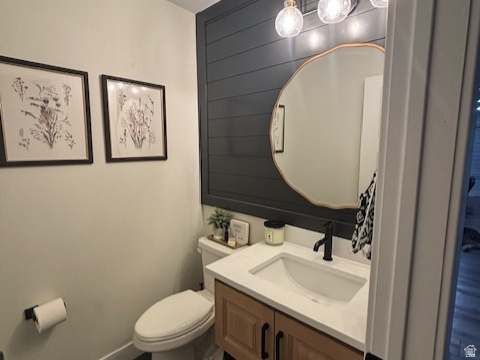 COUNTRY CORNER - Residential