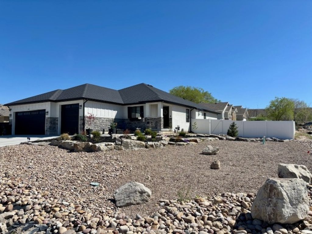 Photo of 1116 N 610 W, Price, UT 84501 (MLS # 2149989)