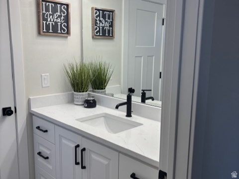 COUNTRY CORNER - Residential