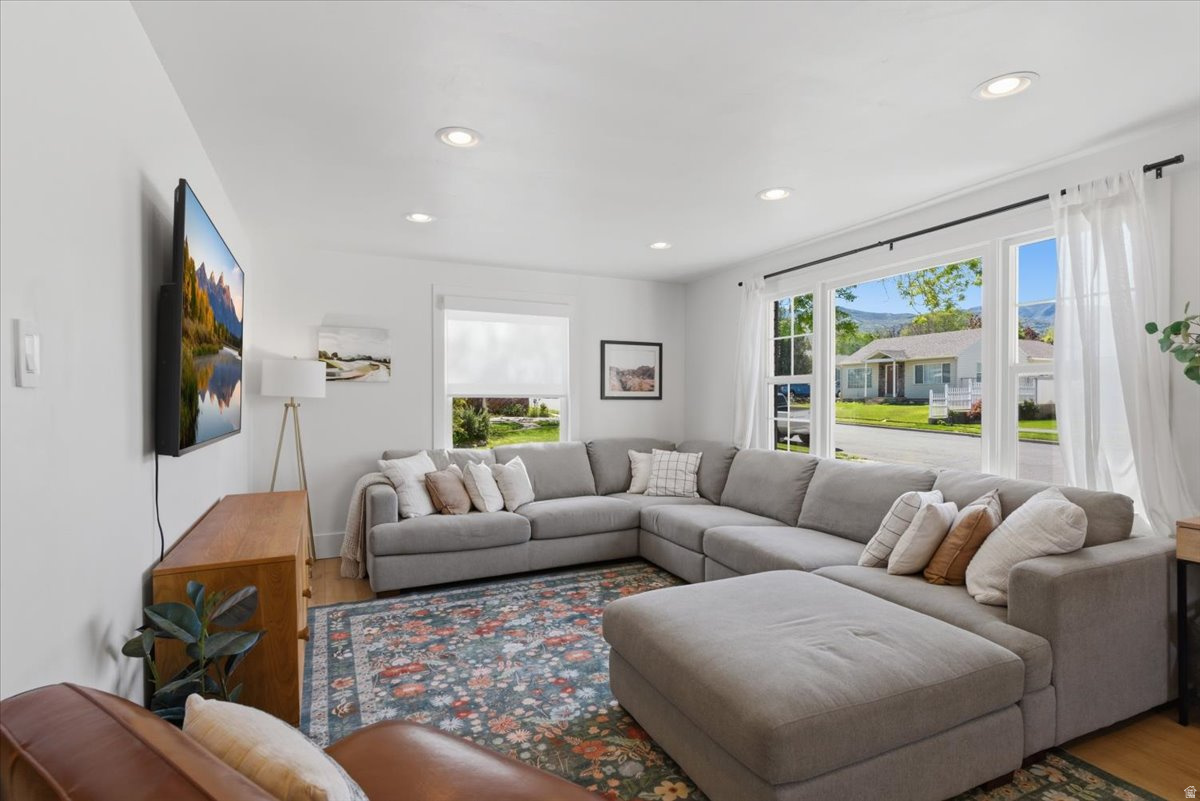 SUNNYSLOPE - Residential