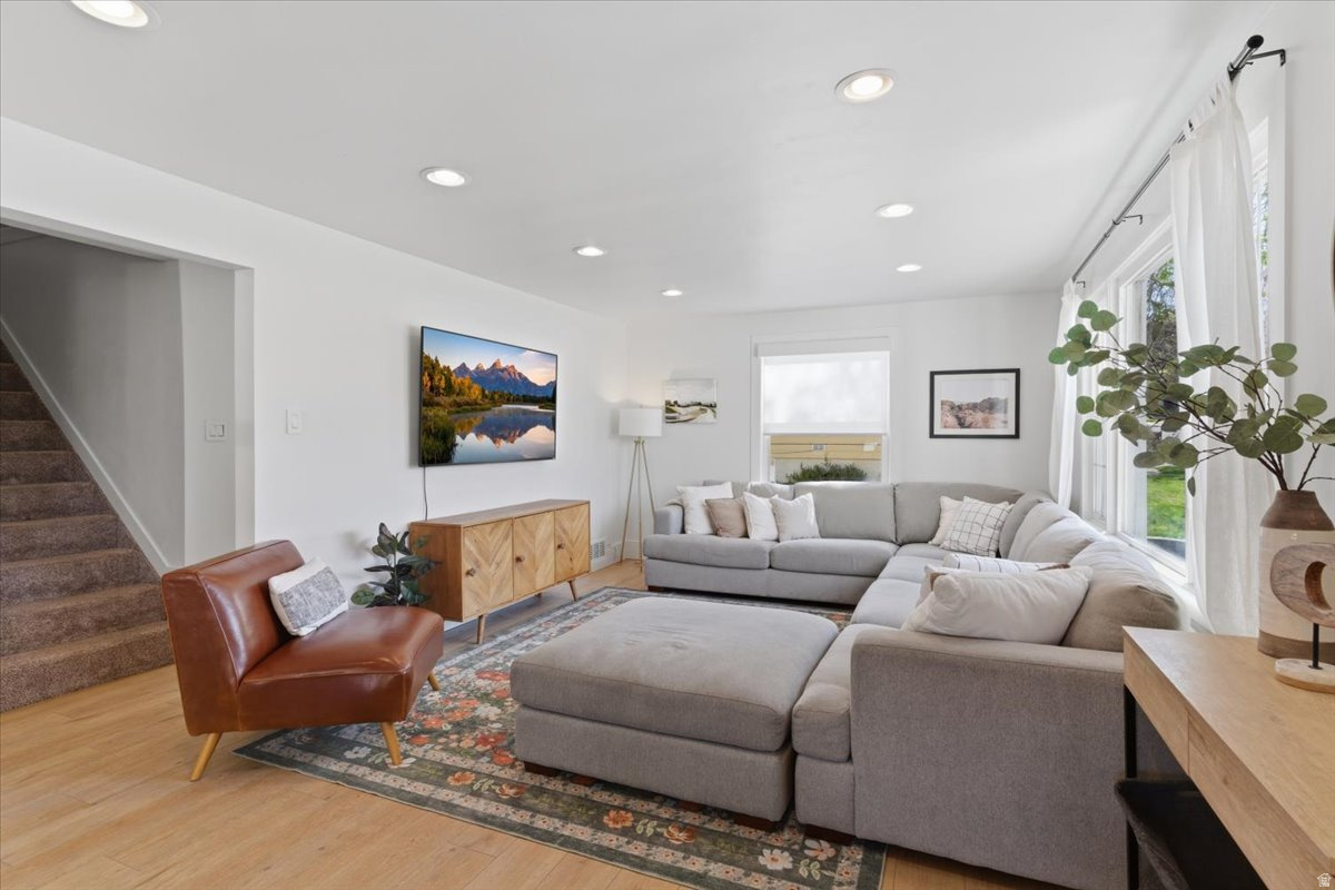 SUNNYSLOPE - Residential