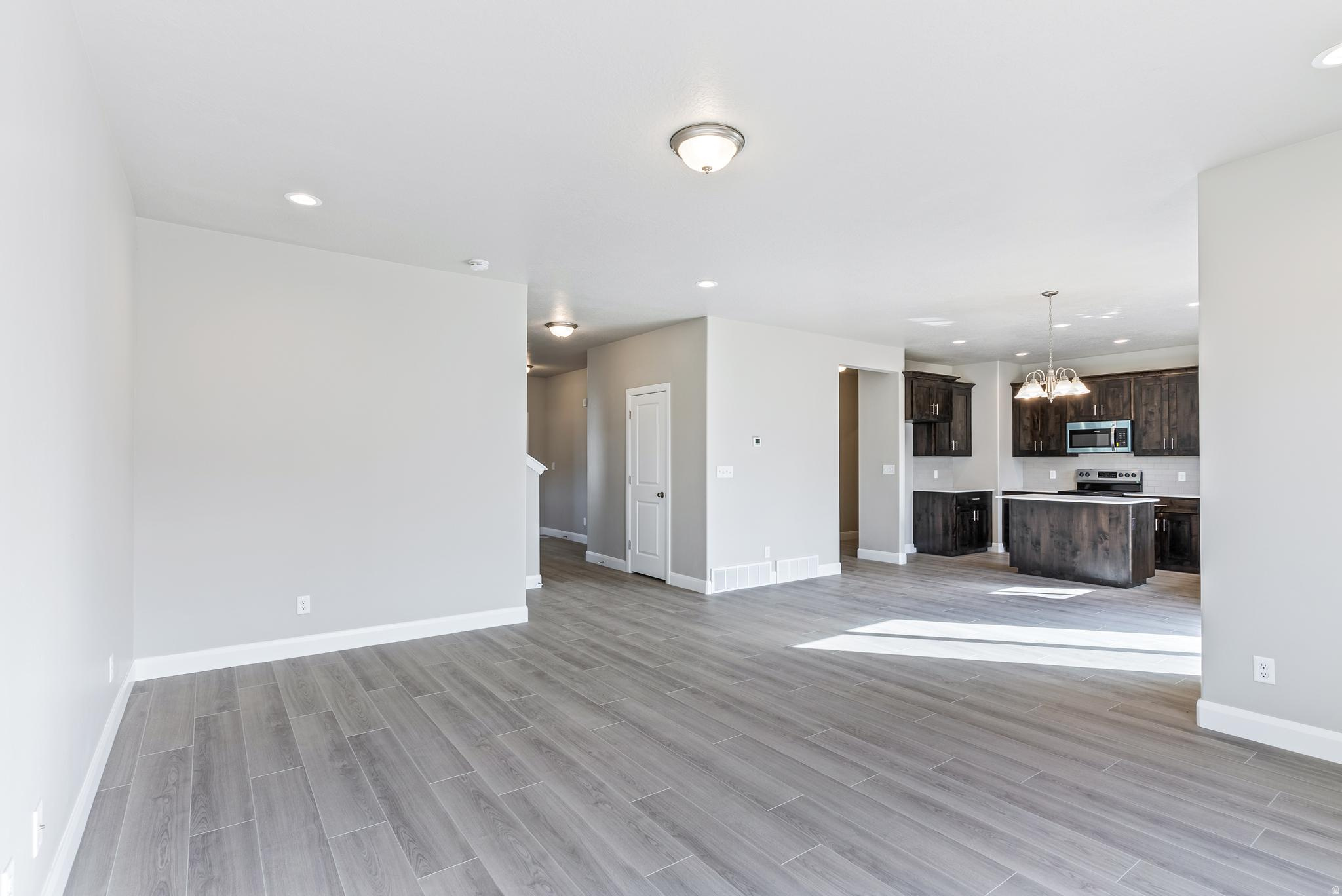 SUMMIT RIDGE THE HILLS - Residential