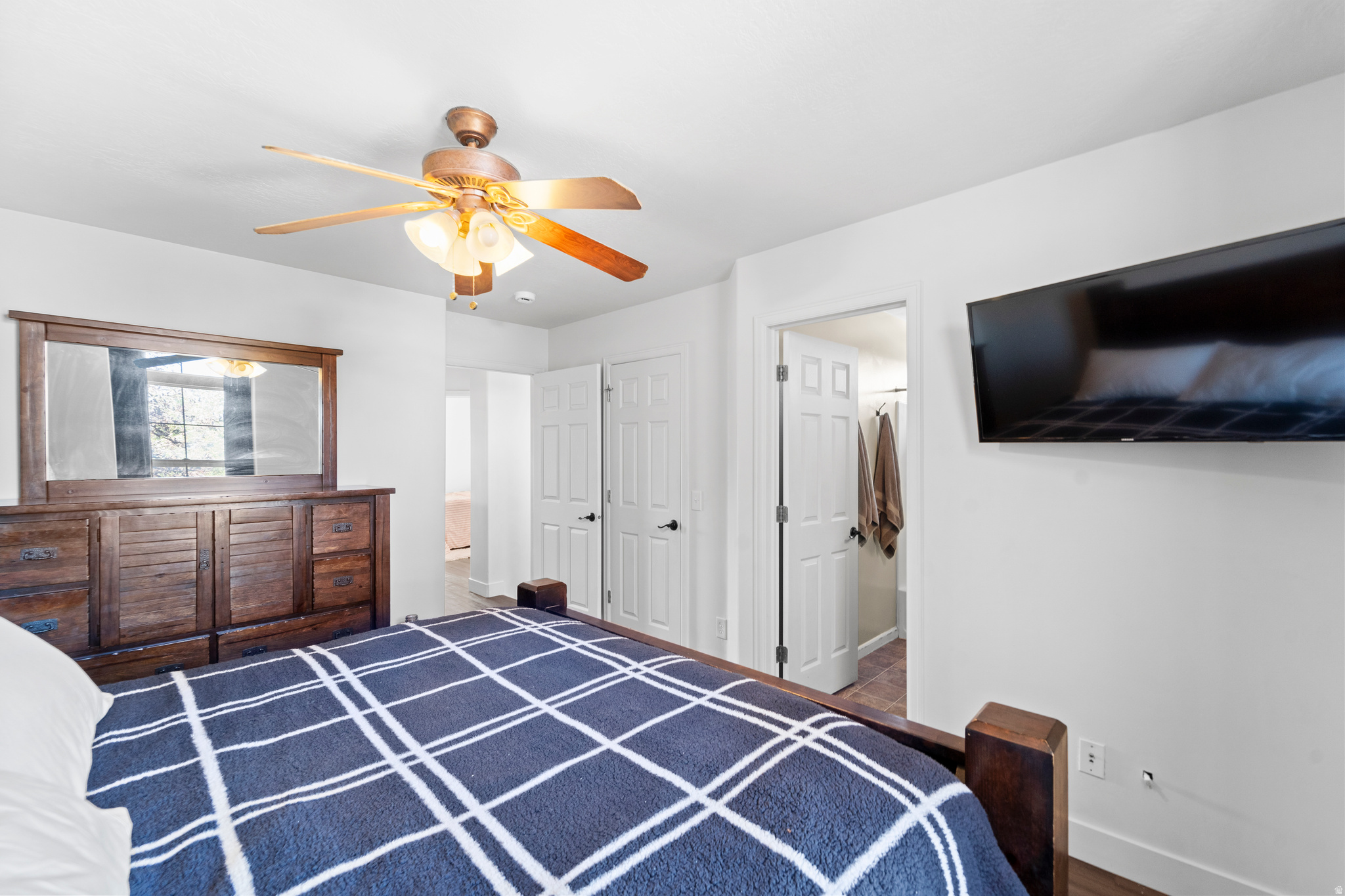 SUNCREST - Residential