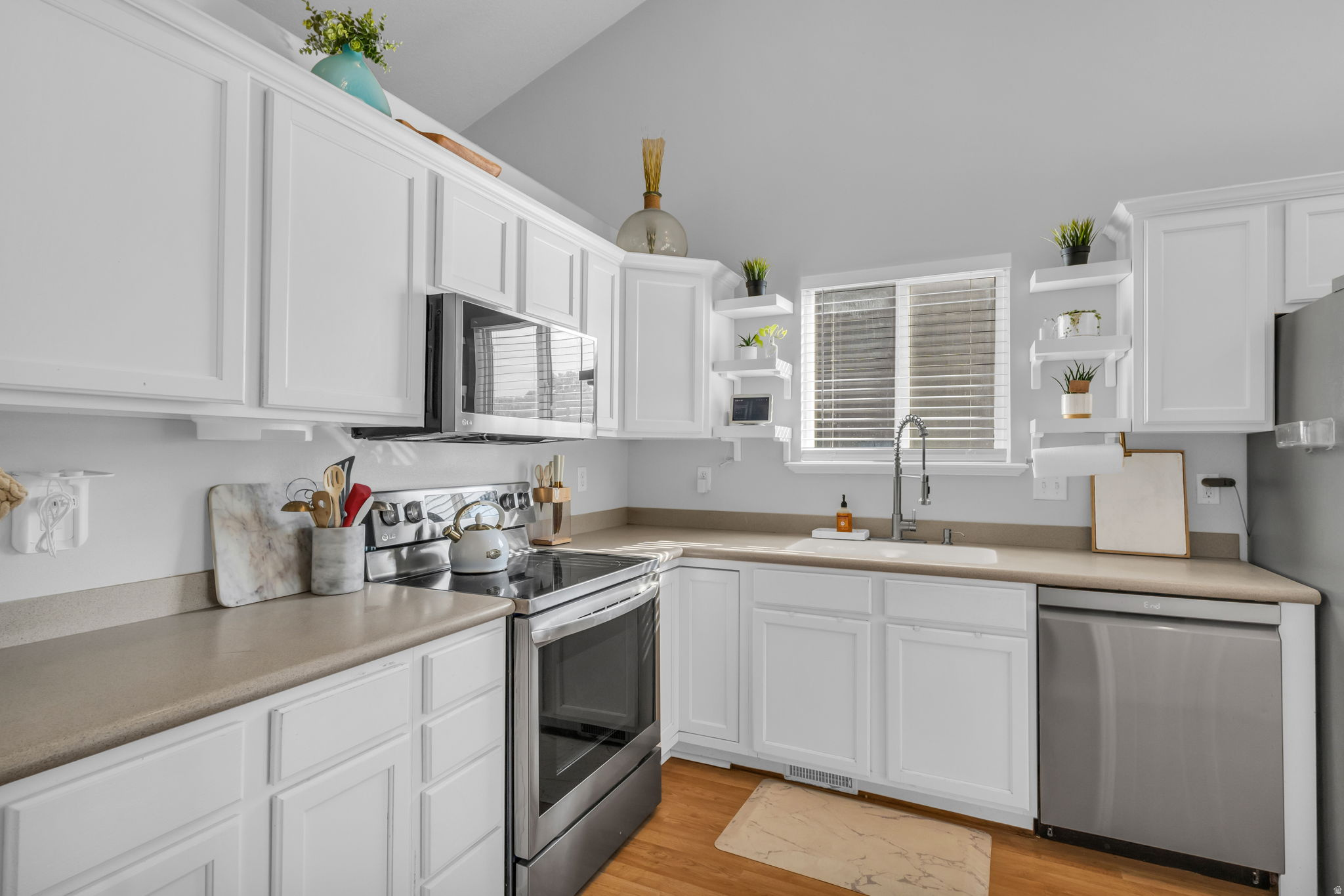 PILGRIMS LANDING - Residential