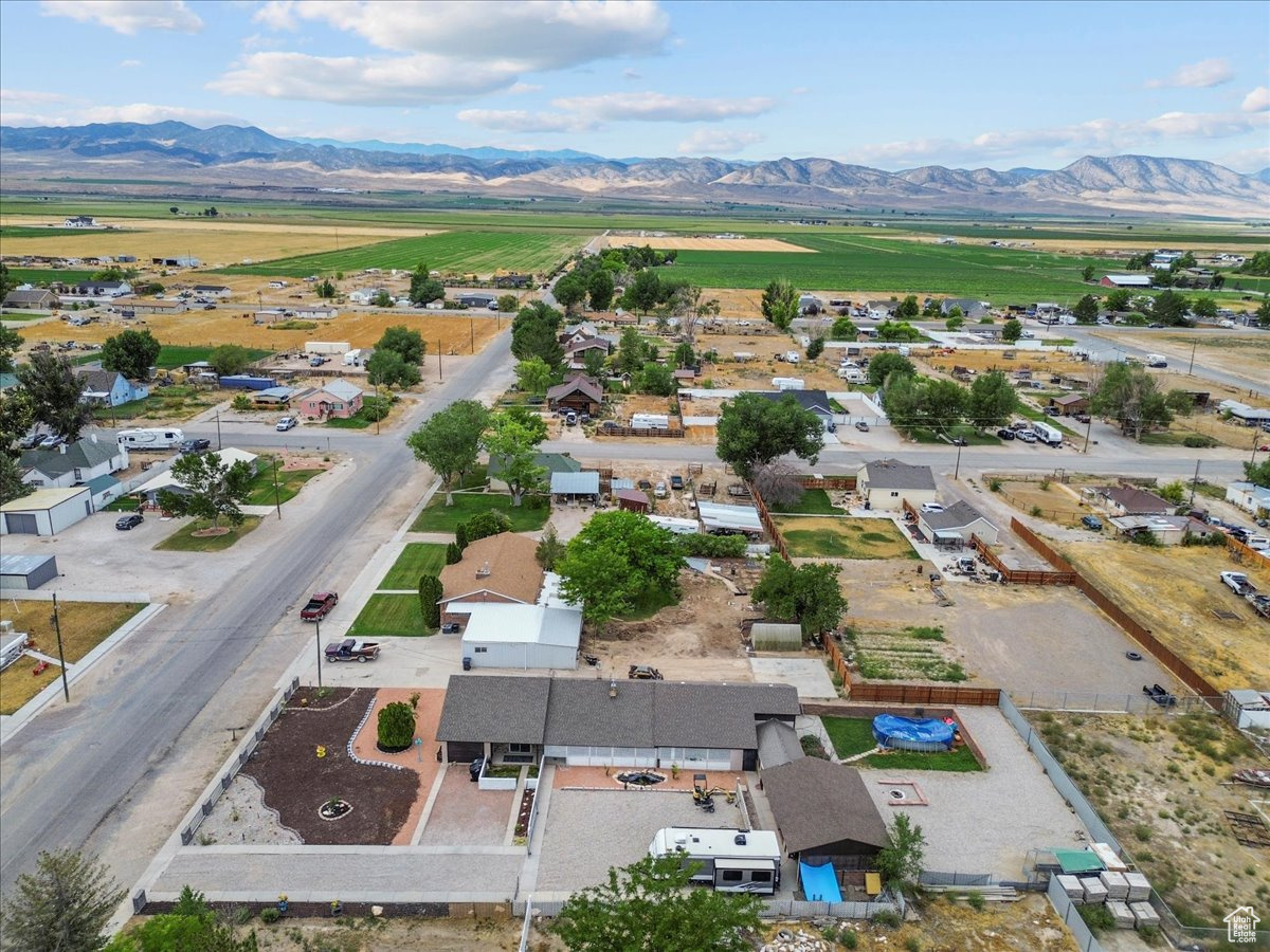 YOUNG PROPERTY - Residential