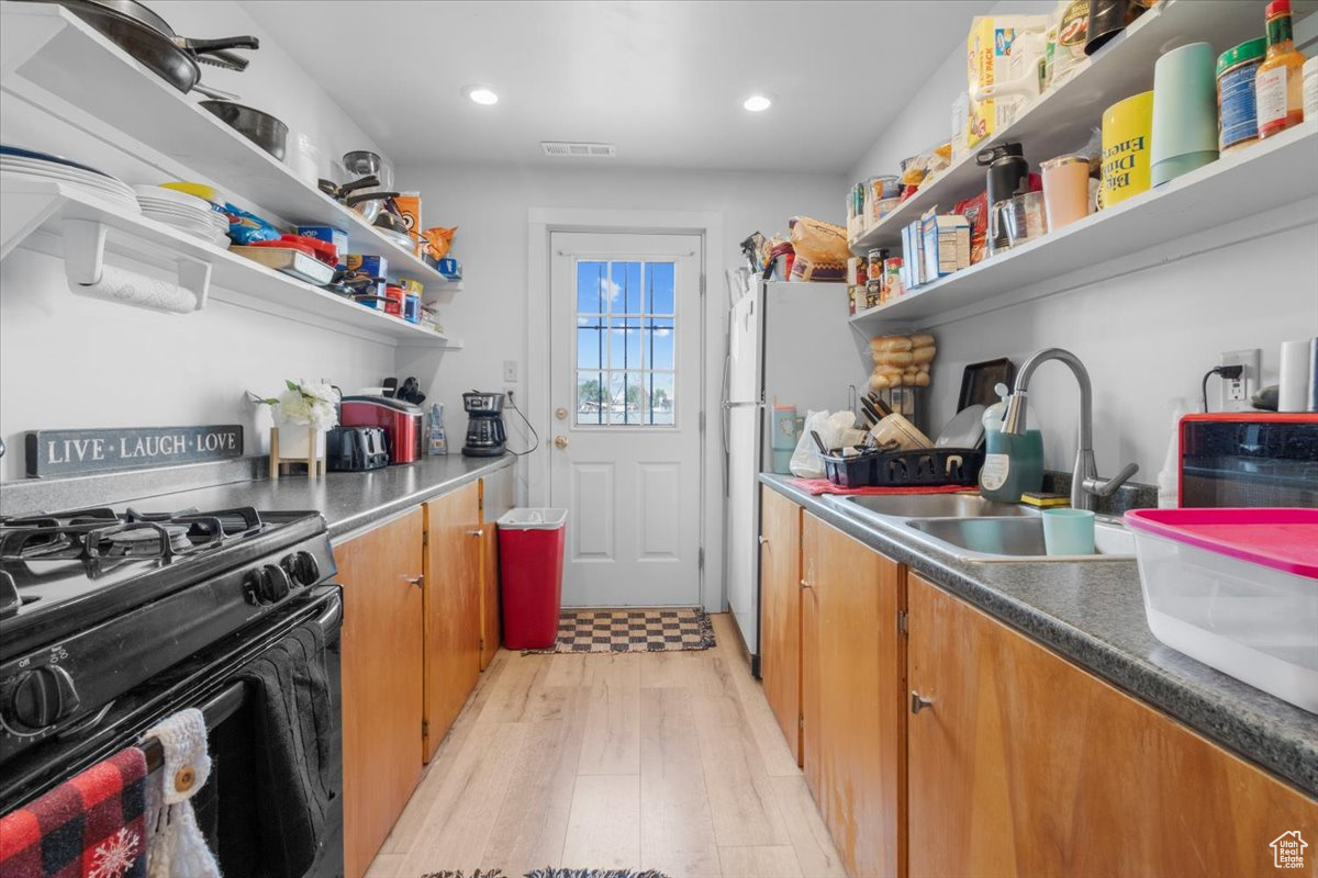 YOUNG PROPERTY - Residential