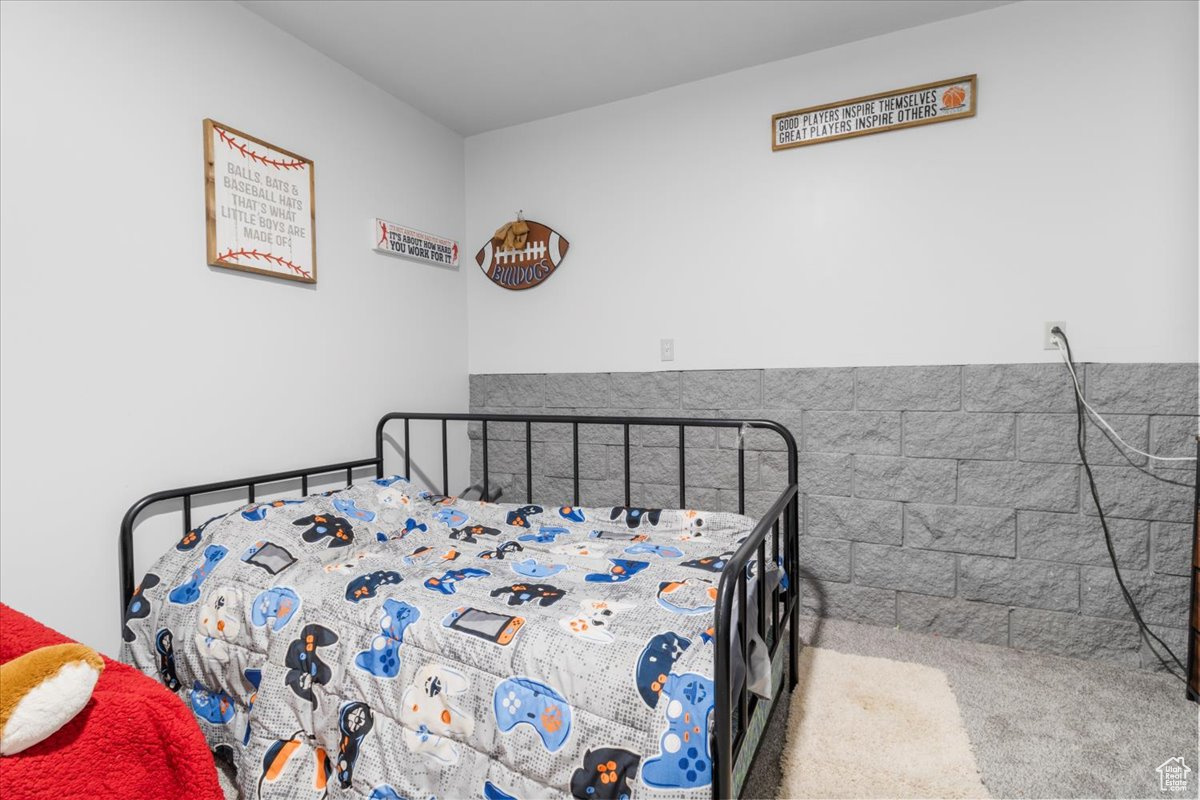 YOUNG PROPERTY - Residential