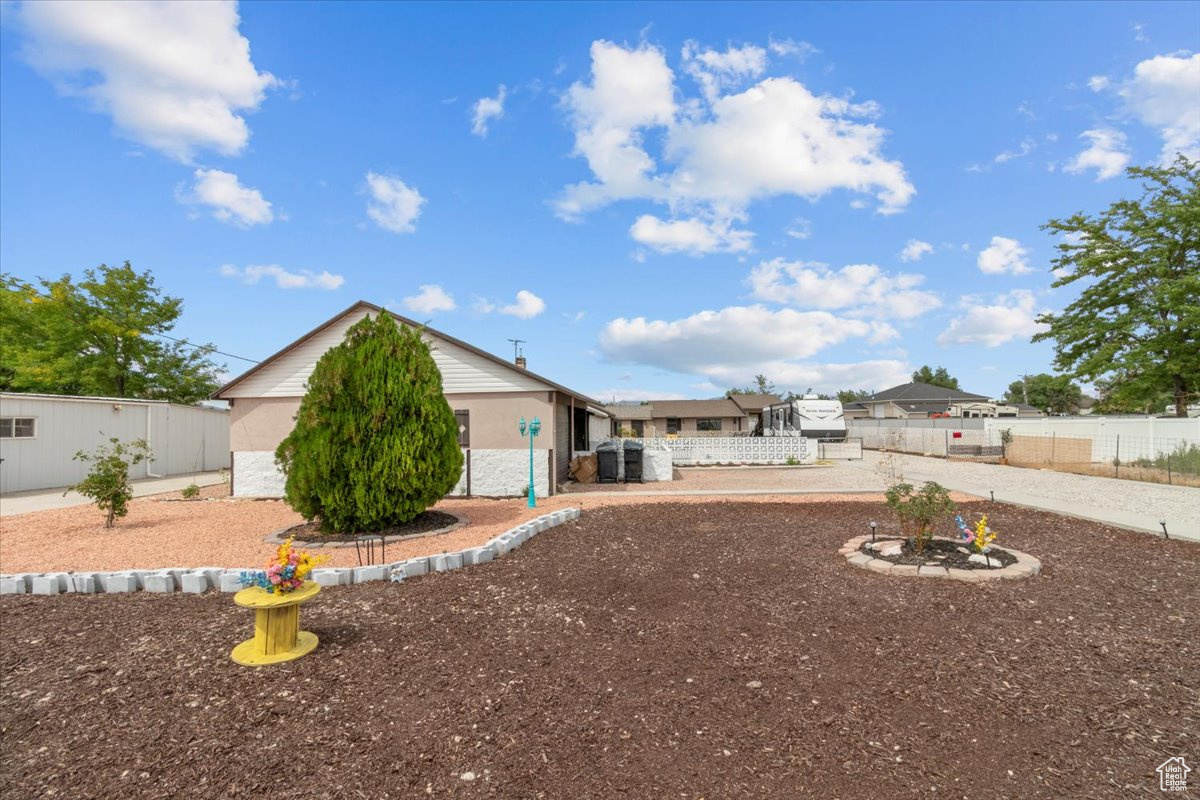 YOUNG PROPERTY - Residential