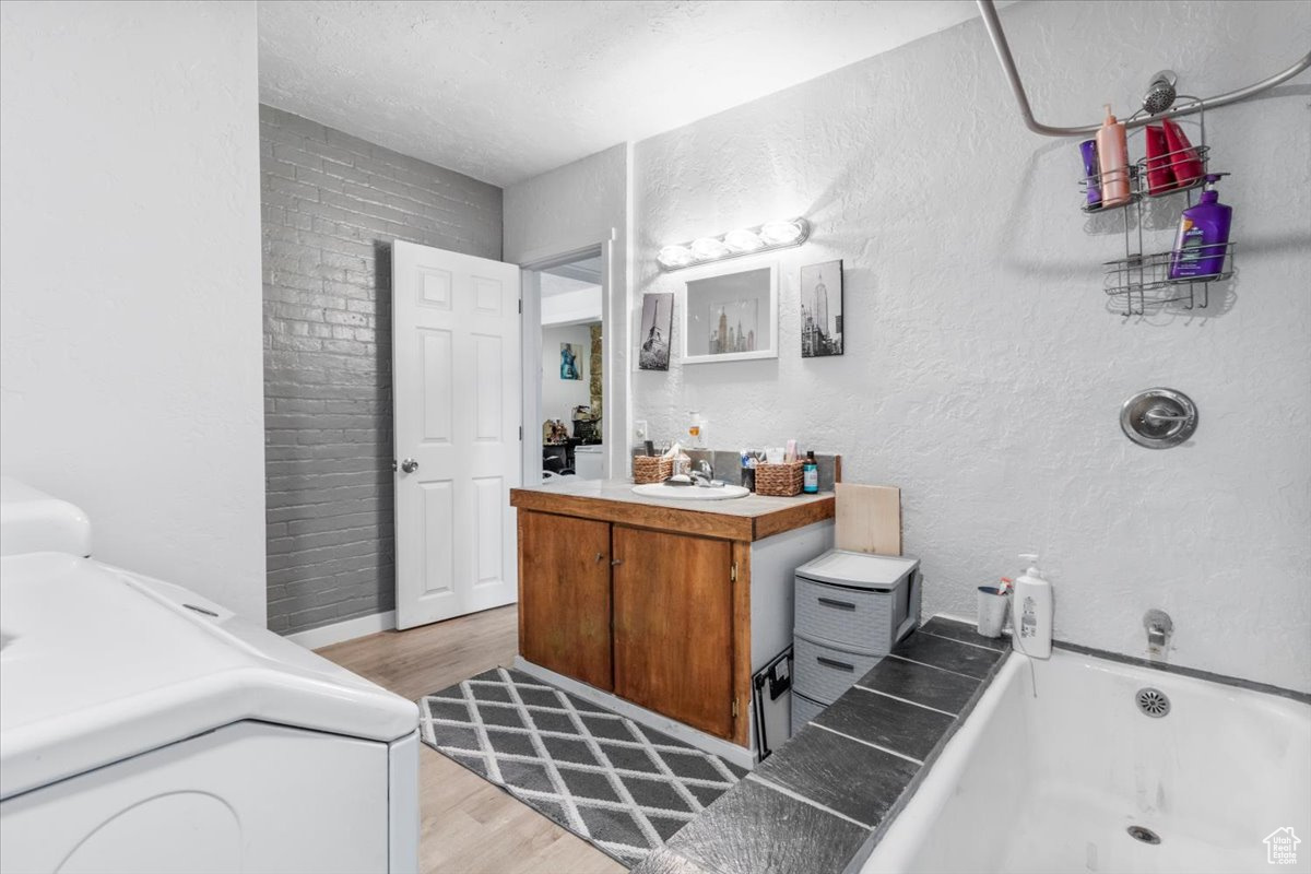 YOUNG PROPERTY - Residential