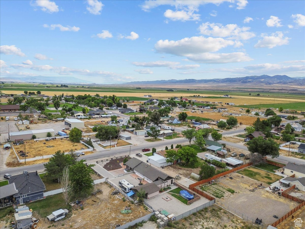 YOUNG PROPERTY - Residential