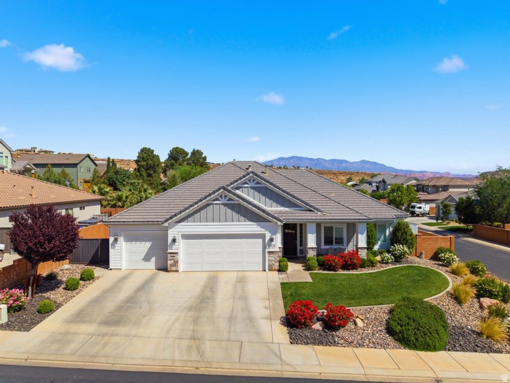 Photo of 2829 E 1880 S, Saint George, UT 84790 (MLS # 2154361)