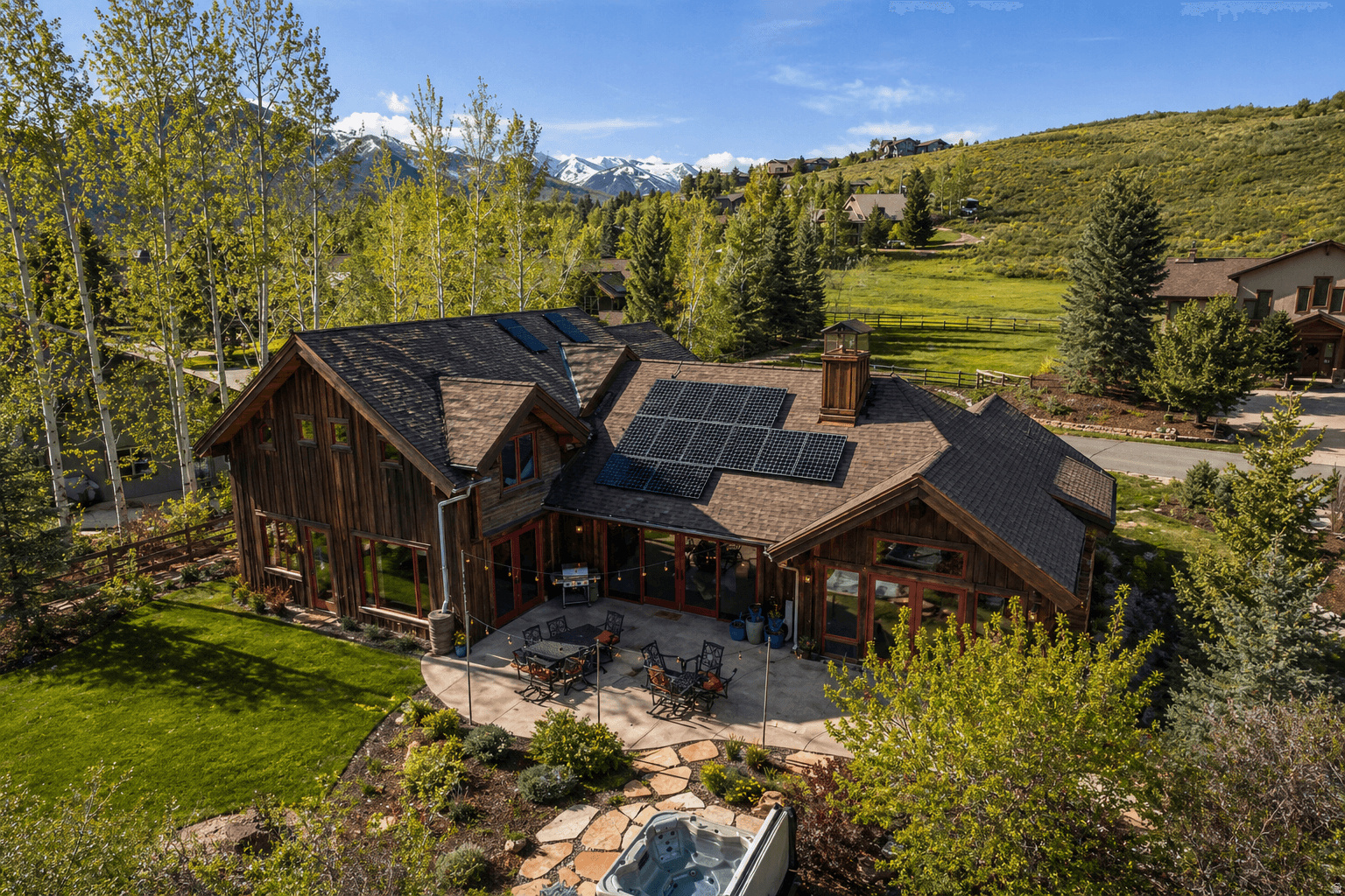 FAIRWAY MEADOWS - Residential