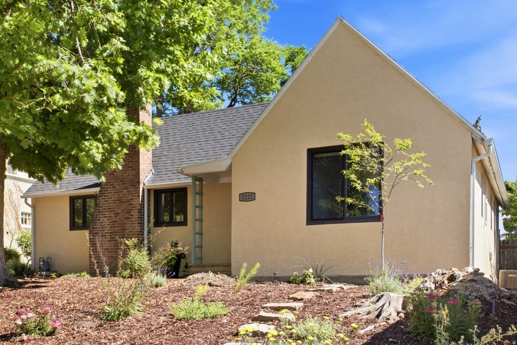 Photo of 1222 E 900 S, Salt Lake City, UT 84105 (MLS # 2166281)