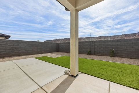 Tiny photo for 1759 S WOLVERINE WAY #203, Washington, UT 84780 (MLS # 2147796)